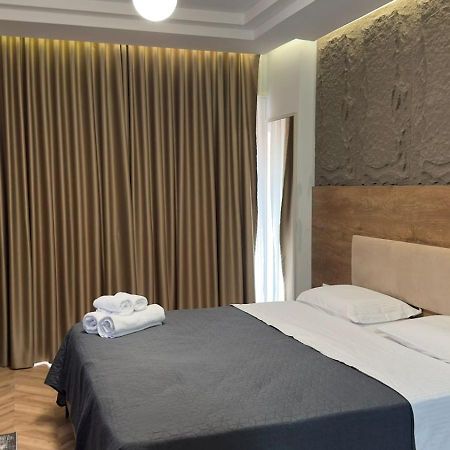 Your Apart Hotel Tirana Exterior photo
