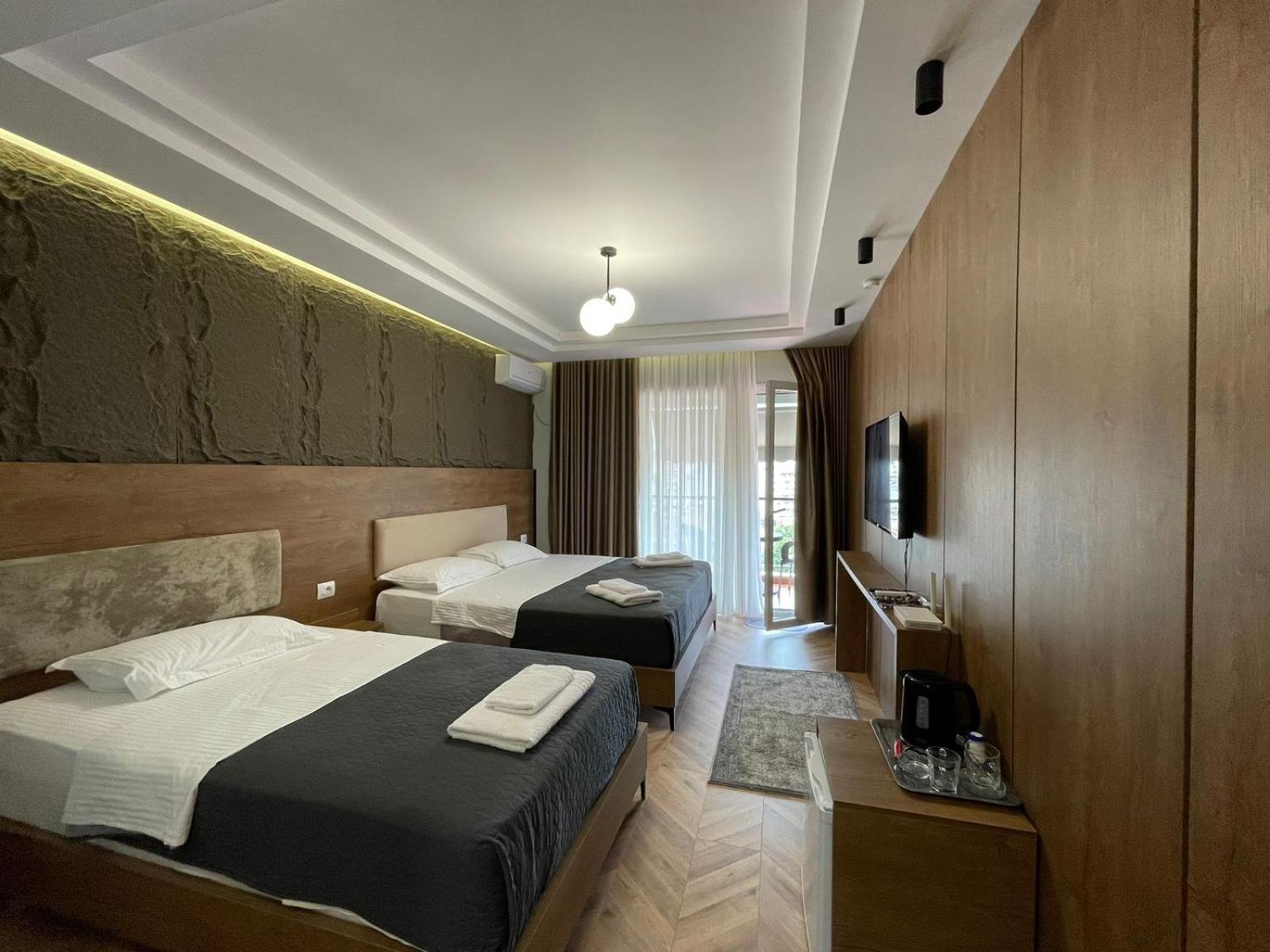 Your Apart Hotel Tirana Exterior photo